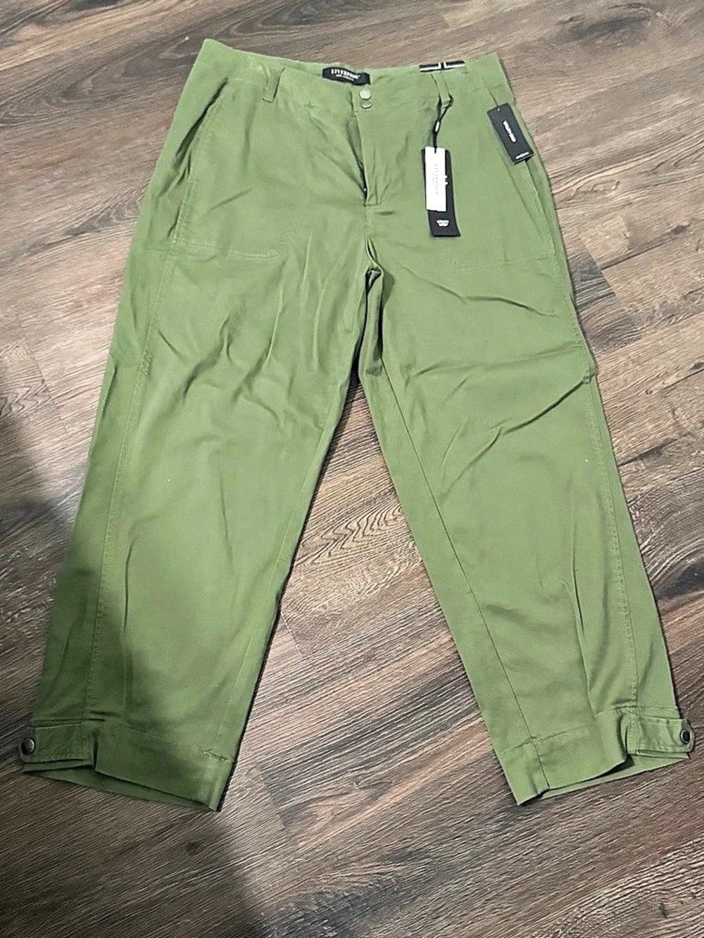 Liverpool Utility Crop Pants Green Size 14/32 NWT